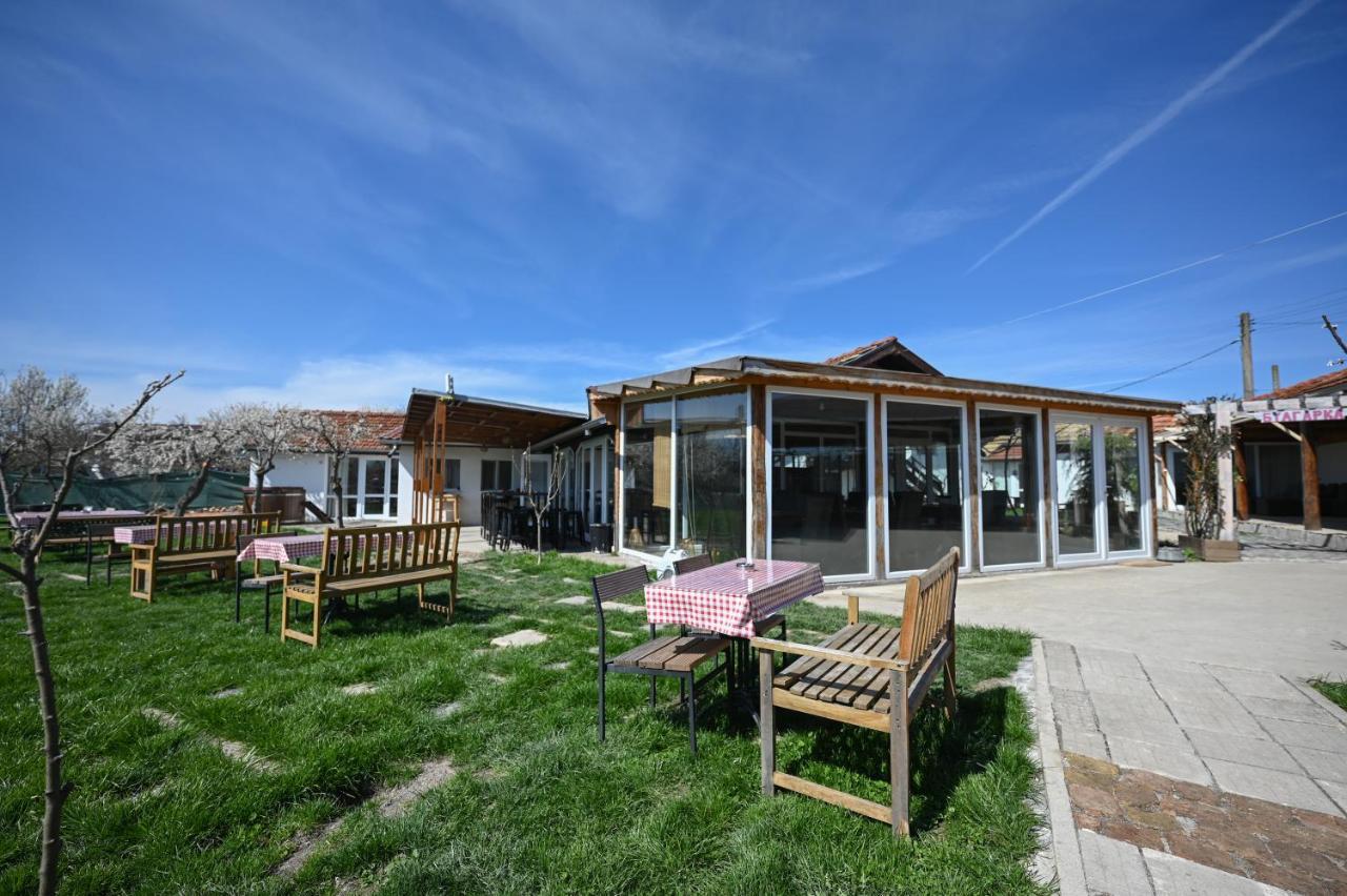 Guest House Bulgarka Dibich Экстерьер фото